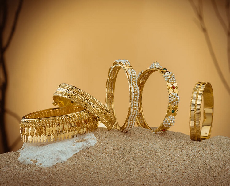 Berbagai model cincin yang mempesona, Sumber: alsulaimanjewellers.com