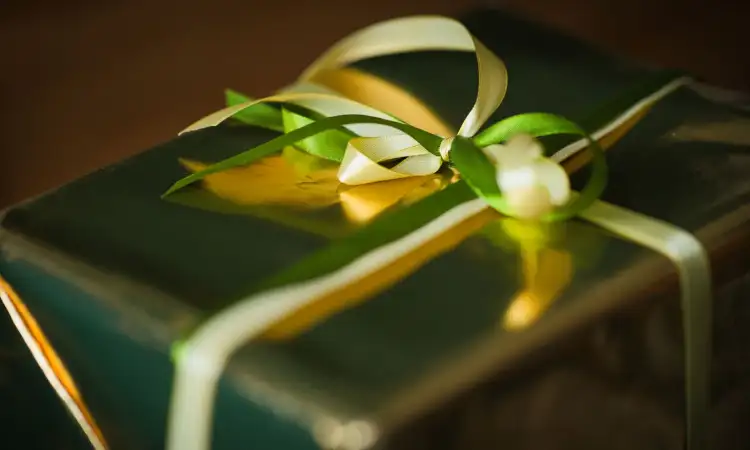 Hadiah cendramata sidang, Sumber: pexels.com