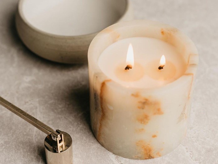 Lilin aromaterapi sebagai souvenir ultah. Sumber: detik.com