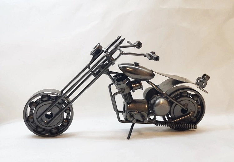 Contoh miniatur dari logam, Sumber: ebay.com.au