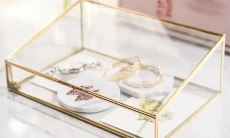Tempat Perhiasan Kaca Berbingkai Logam Gold, Sumber: made-in-china.com