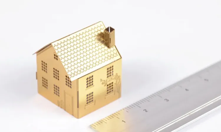 Miniatur sekolah pesantren, Sumber: londonterrariums.com