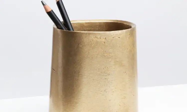 Tempat alat tulis kuningan, Sumber: stemdesign.co