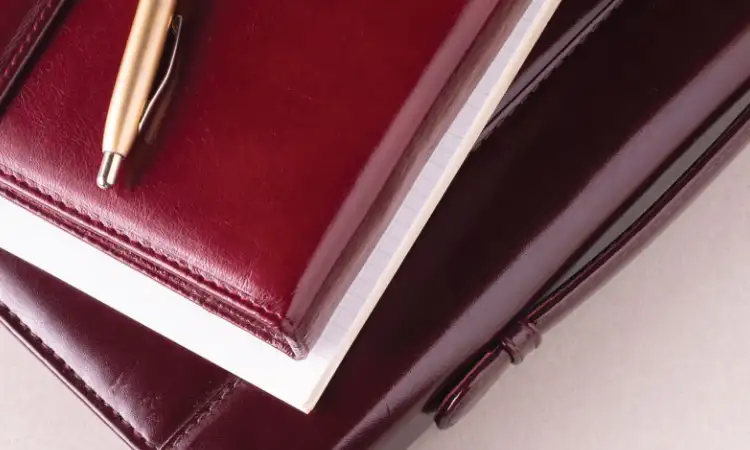 Buku agenda bahan kulit, Sumber: tandahijau.com